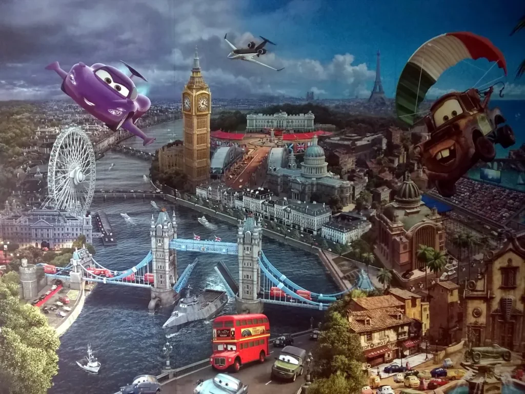Papier peint panoramique animé avec pont et tour, un décor mural entièrement posé par l'équipe de Peinture Casabene.